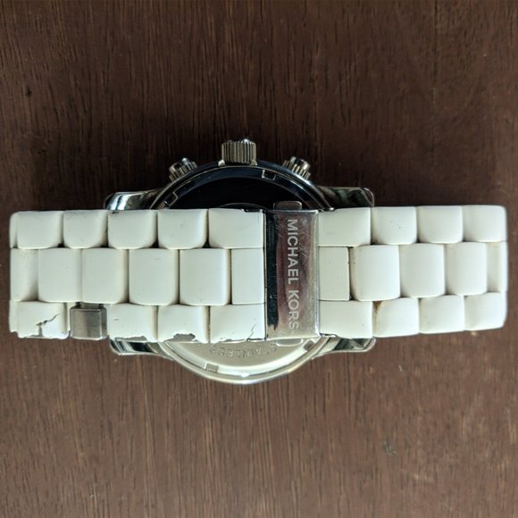 Michael Kors Runway White Chrono Unisex Watch - MK8108 - Picture 11 of 11